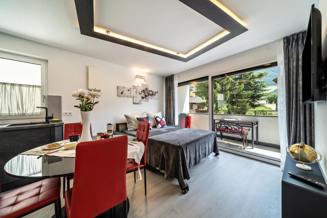 Apartment Il Cuore Rosso Naturns Luaran gambar
